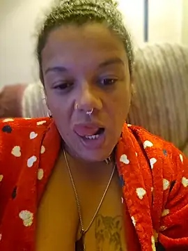 Snapshot of GoddessChantelle chatting on 06.02.26 GoddessChantelle online show from 06.02.26