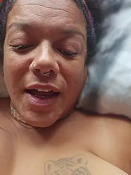 Snapshot of GoddessChantelle chatting on 06.29.26 GoddessChantelle online show from 06.29.26