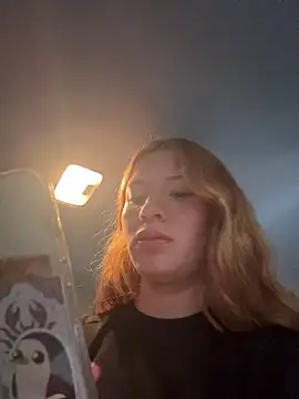 PussyLoversShow online show from 10.24.25