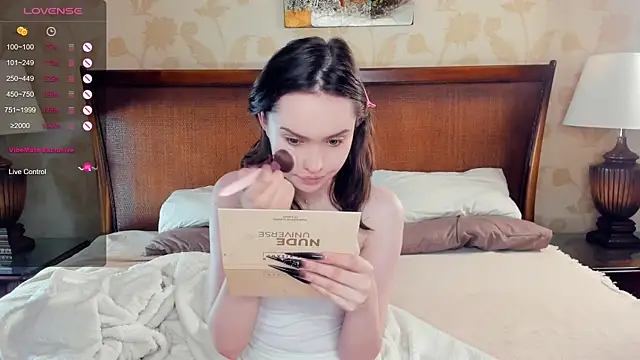 HerminePenna online show from 10.18.25