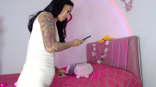 Snapshot of Liahdiaz_ chatting on 09.19.25 Liahdiaz online show from 09.19.25