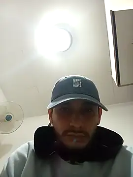 Snapshot of Juandavidbolivar chatting on 11.16.25 Juandavidbolivar online show from 11.16.25