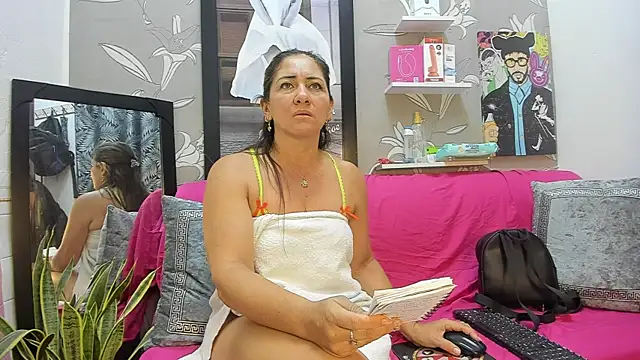 KarinaLiveCam online show from 09.09.25