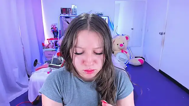 Luna Analya online show from 02.21.26