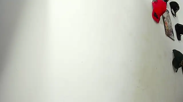 Rihanna hotx online show from 04.02.26