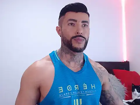 andrea de lucaa online show from 11.06.25