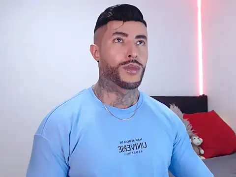 andrea de lucaa online show from 11.26.25