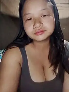 Snapshot of girl-babi chatting on 10.19.25 girl-babi online show from 10.19.25