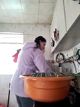 lindasyt online show from 12.18.25