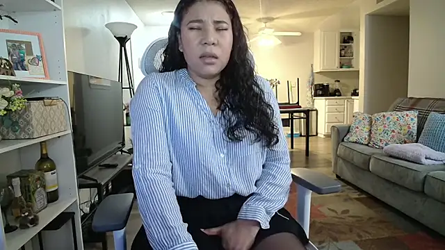 SHEILYN  online show from 10.07.25