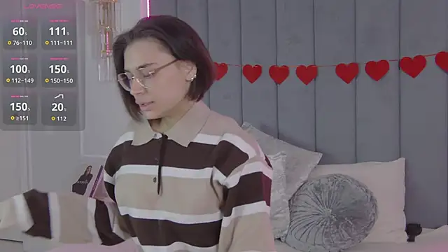 VioletAsh online show from 03.05.26