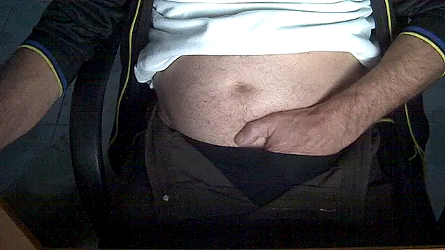 Snapshot of velikifant7 chatting on 03.04.26 velikifant7 online show from 03.04.26