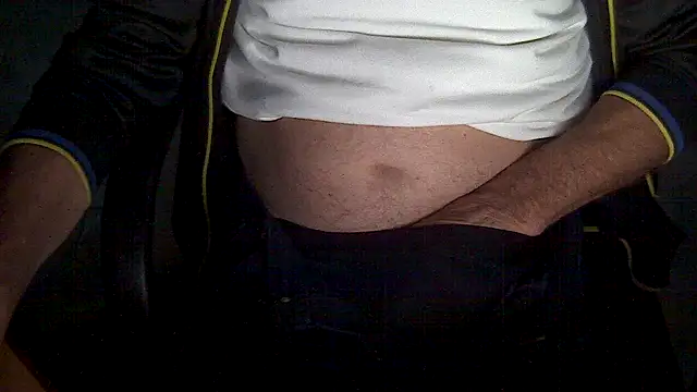 Snapshot of velikifant7 chatting on 03.10.26 velikifant7 online show from 03.10.26