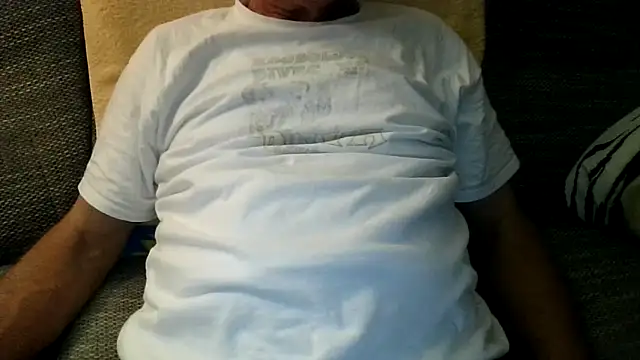 Snapshot of velikifant7 chatting on 03.12.26 velikifant7 online show from 03.12.26