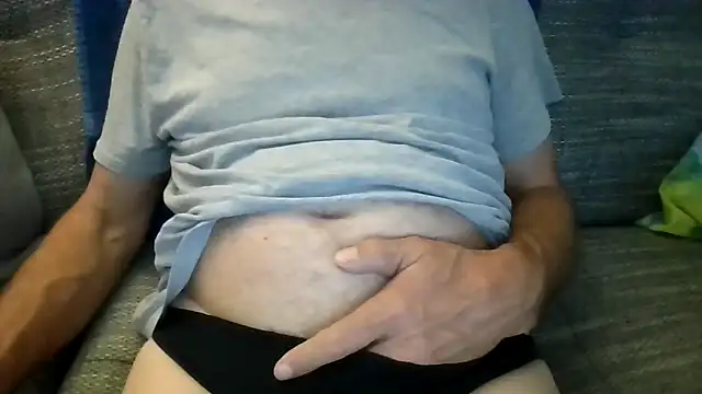 Snapshot of velikifant7 chatting on 04.12.26 velikifant7 online show from 04.12.26