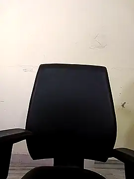 Snapshot of sexy_lips99 chatting on 09.20.25 sexy lips99 online show from 09.20.25