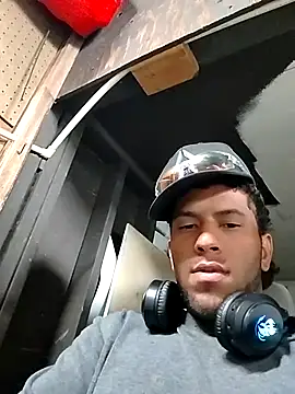 Snapshot of tukica56 chatting on 11.01.25 tukica56 online show from 11.01.25