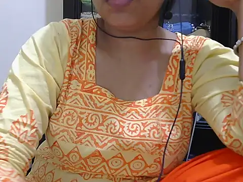 Snapshot of fairy_queen07 chatting on 09.15.25 fairy queen07 online show from 09.15.25