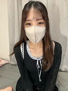 Snapshot of riri__nyan_o0 chatting on 10.06.25 riri nyan o0 online show from 10.06.25