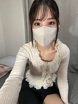 Snapshot of riri__nyan_o0 chatting on 10.11.25 riri nyan o0 online show from 10.11.25