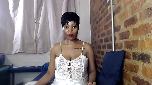 SweetPortableAmber online show from 11.04.25