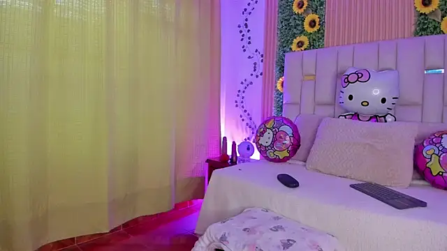 Snapshot of Jade_Nmm chatting on 10.03.25 Jade Nmm online show from 10.03.25