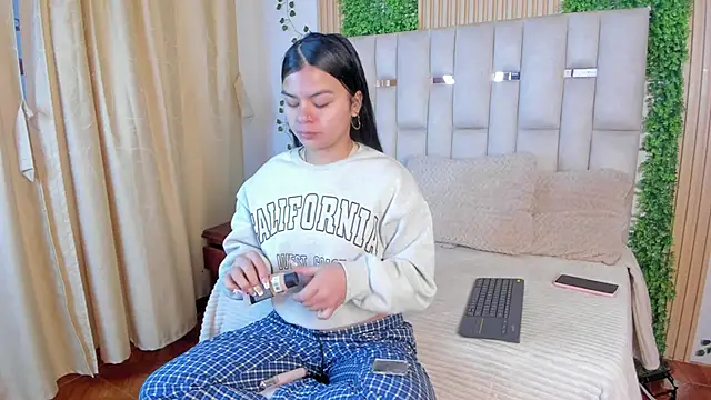 Jade Nmm online show from 02.02.26