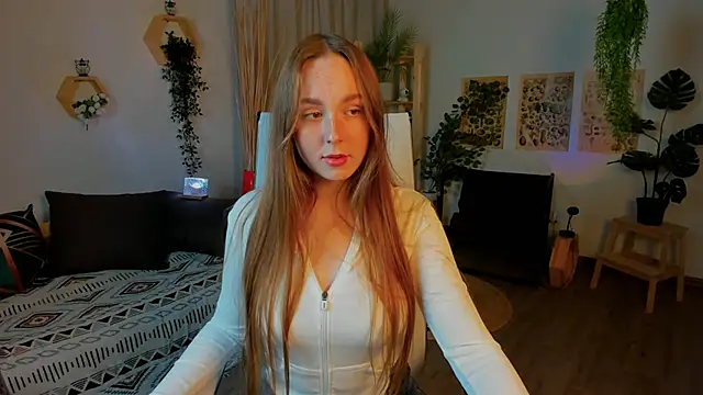 NayaraDelolmo online show from 09.09.25