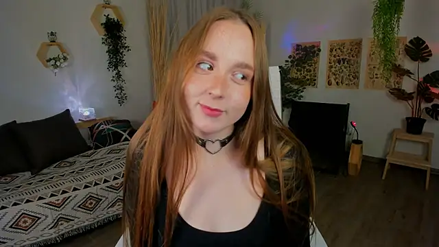 NayaraDelolmo online show from 09.22.25