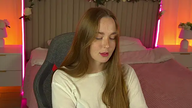 NayaraDelolmo online show from 09.24.25