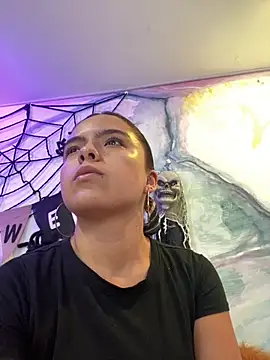 EmilyHarperr online show from 10.29.25