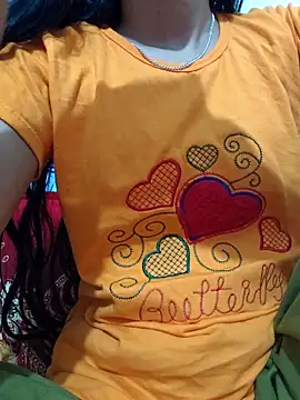 maya-Couple19 online show from 10.31.25