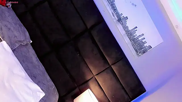 Ana Paaula23 online show from 10.23.25