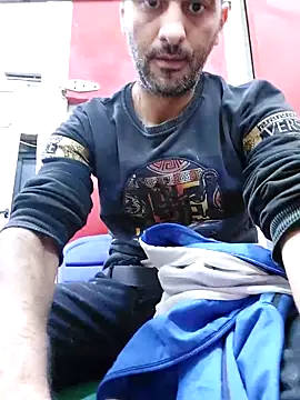 Snapshot of mahdiDido chatting on 11.12.25 mahdiDido online show from 11.12.25