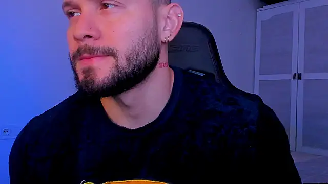 andrewcorey1 online show from 10.06.25