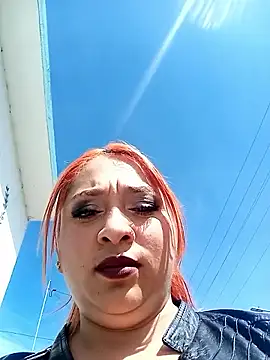 Snapshot of Mariana-94 chatting on 10.04.25 Mariana-94 online show from 10.04.25