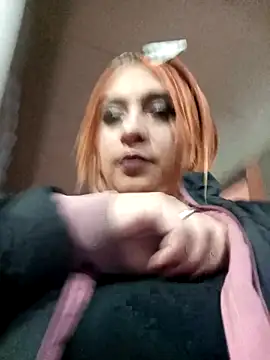 Snapshot of Mariana-94 chatting on 10.08.25 Mariana-94 online show from 10.08.25