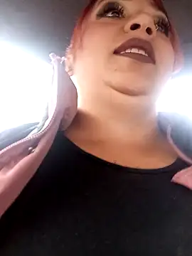 Snapshot of Mariana-94 chatting on 10.16.25 Mariana-94 online show from 10.16.25