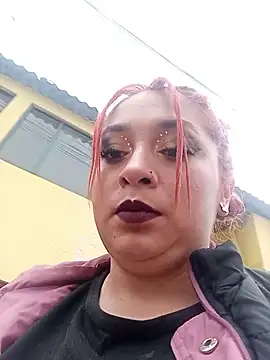 Snapshot of Mariana-94 chatting on 10.23.25 Mariana-94 online show from 10.23.25