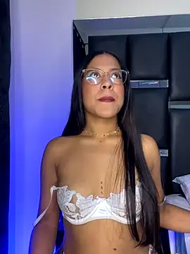 Kendra C online show from 10.23.25