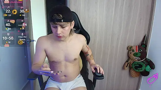 brunothompson3 online show from 10.13.25