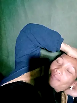 Lisa pusy online show from 12.19.25