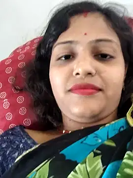 AnanyaKapoor89 online show from 10.14.25