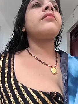 Snapshot of Setty54 chatting on 10.05.25 Setty54 online show from 10.05.25