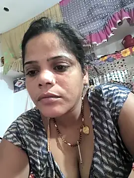 Snapshot of Setty54 chatting on 10.08.25 Setty54 online show from 10.08.25