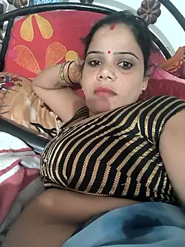 Snapshot of Setty54 chatting on 10.11.25 Setty54 online show from 10.11.25