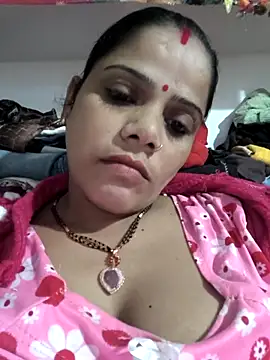 Snapshot of Setty54 chatting on 10.28.25 Setty54 online show from 10.28.25