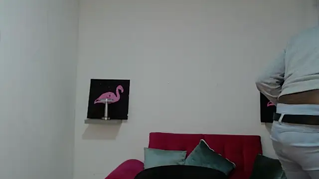 milykabombastik online show from 10.02.25