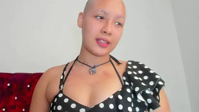 Snapshot of Cherry_vald chatting on 10.18.25 Cherry vald online show from 10.18.25