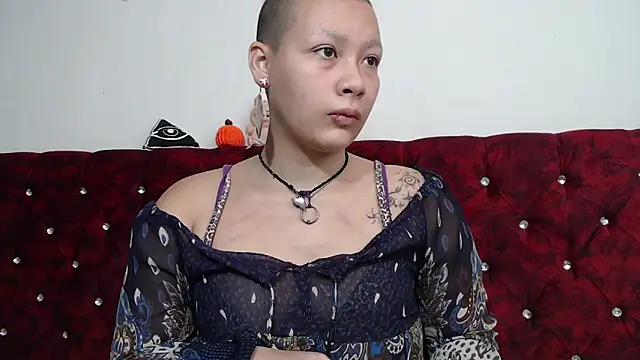 Snapshot of Cherry_vald chatting on 11.02.25 Cherry vald online show from 11.02.25